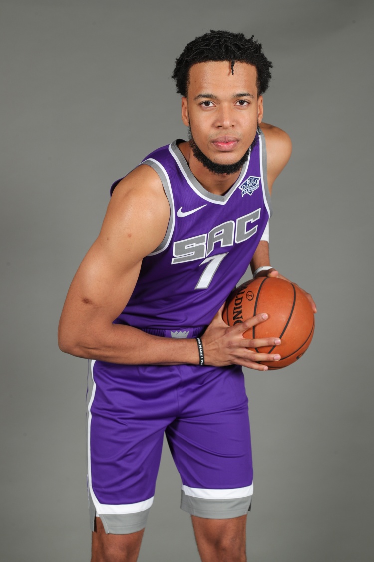 海星TV-G联赛场均19+8！Shams：奇才与前28号秀拉比希埃签下10天短合同